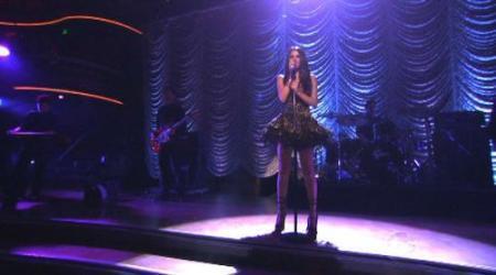 Selena Gomez and the Scene - Hit the lights Live