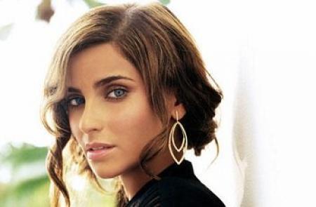 Nelly Furtado - Big Hoops