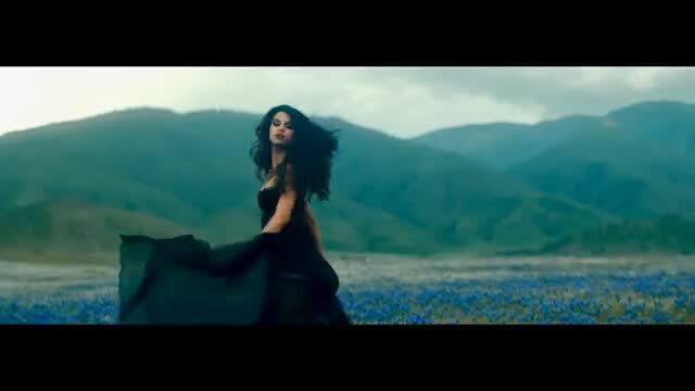 Selena Gomez - Come and Get It