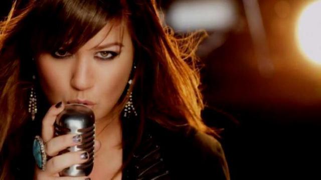 Kelly Clarkson - Stronger