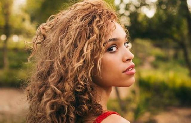 Izzy Bizu - Mad Behaviour