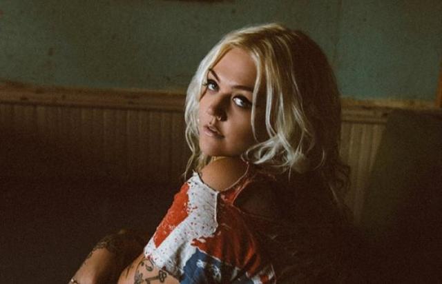 Elle King - America\'s Sweetheart