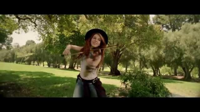 Lindsey Stirling ft. Andrew McMahon - Something Wild