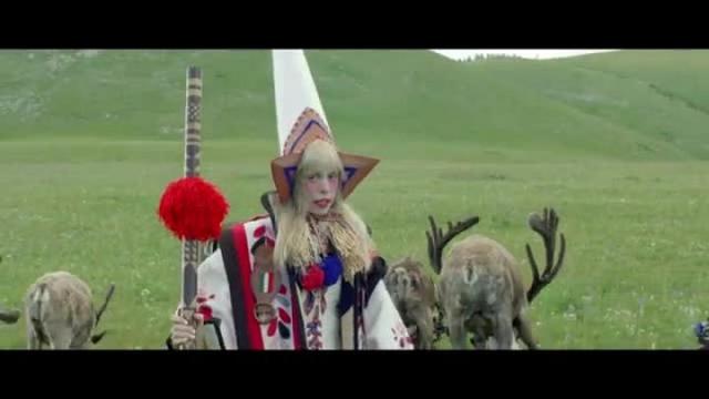 Petite Meller - The Flute