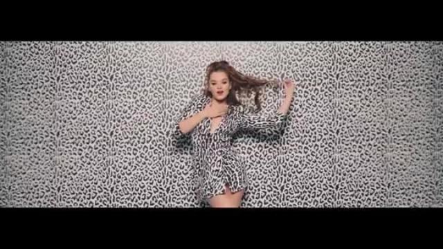 Hailee Steinfeld, Grey ft. Zedd - Starving