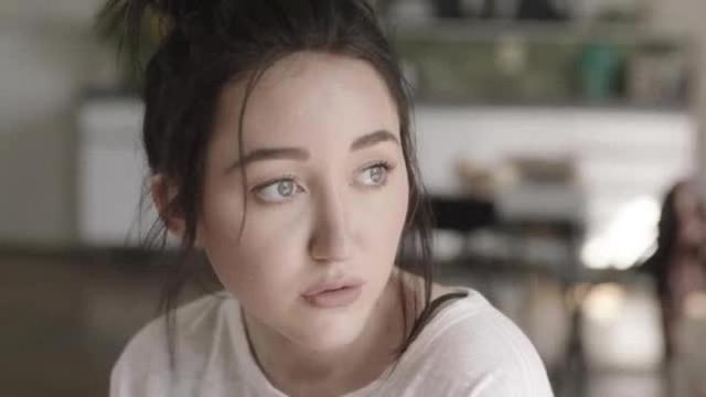 Noah Cyrus ft. Labrinth - Make Me (Cry)