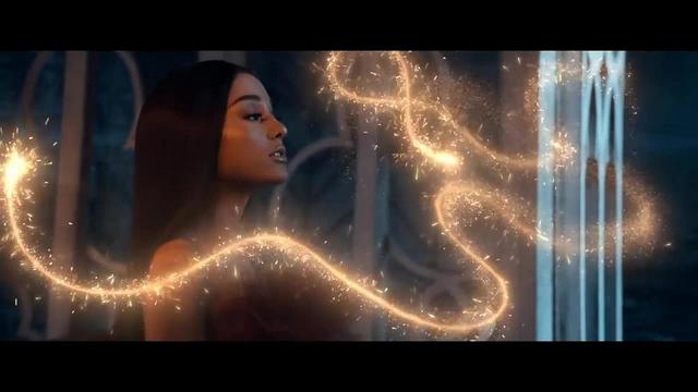 Ariana Grande, John Legend - Beauty and the Beast