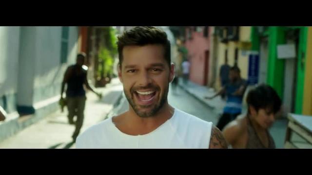 Ricky Martin ft. Yotuel - La Mordidita