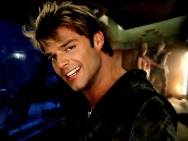 Ricky Martin - She Bangs