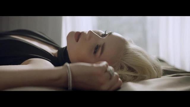 Полина Гагарина - Драмы больше нет (Official Video)