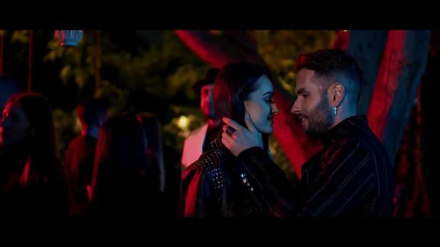 Randi feat. Mario Morreti - Daca pun mana pe tine