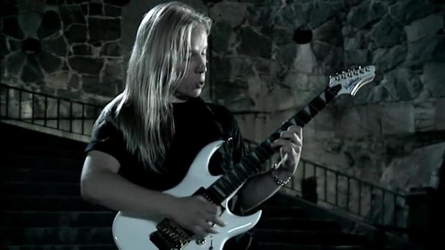 Nightwish - Over The Hills And Far Away