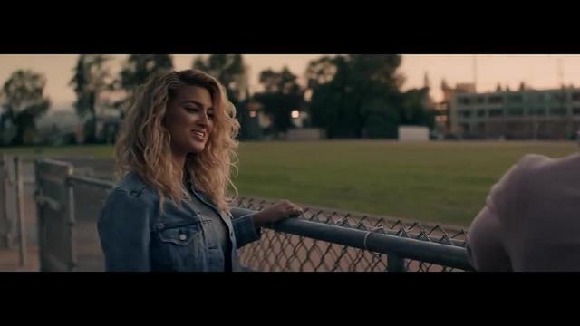 Chris Lane ft. Tori Kelly - Take Back Home Girl