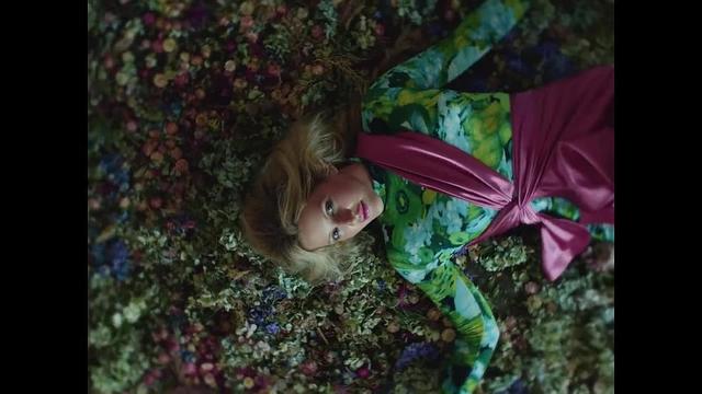 Ellie Goulding, Diplo, Swae Lee - Close To Me