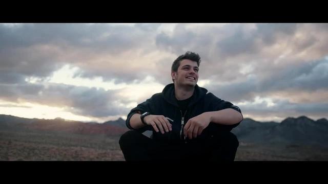 Martin Garrix feat. Bonn - No Sleep