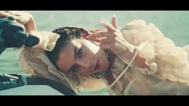 Charli XCX - 2099