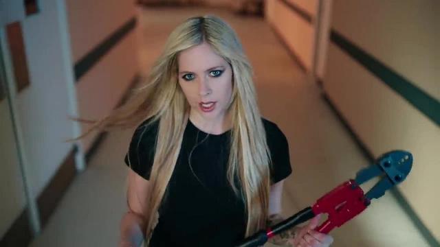 Avril Lavigne - Bite Me