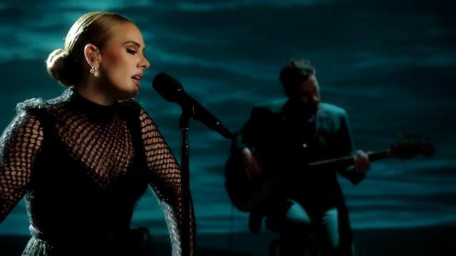 Adele - Easy On Me - live