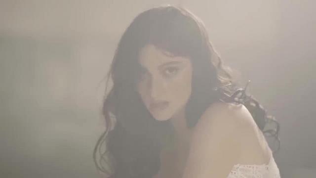 BANKS - I Still Love You