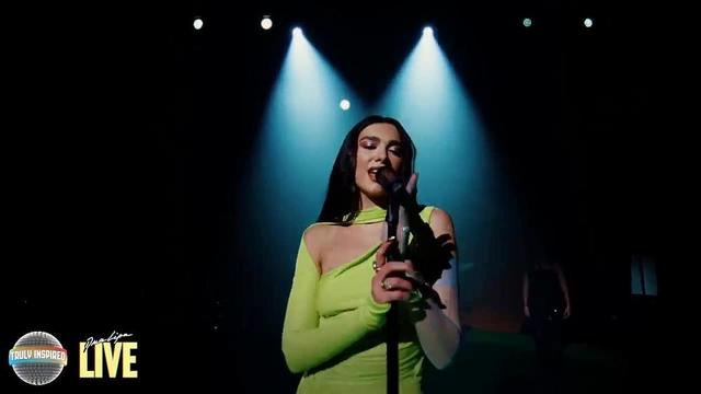 Dua Lipa - LIVE