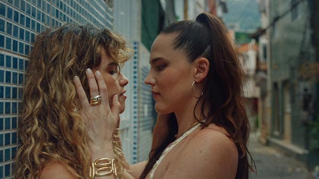 SOFI TUKKER - Jacare