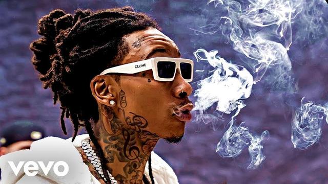 Wiz Khalifa - Up The Ladder