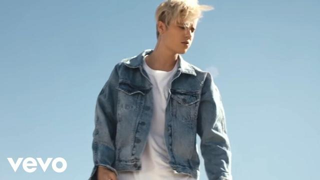 Justin Bieber - Mark My Words