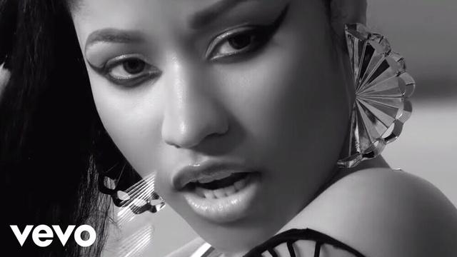 Nicki Minaj - Lookin Ass