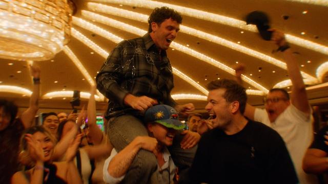 Martin Garrix, Lauv - MAD