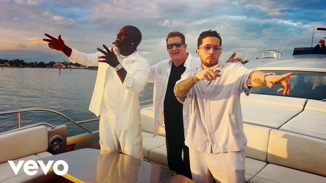 Gary LeVox, Akon - Hold The Umbrella