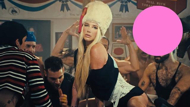Kesha - BOY CRAZY